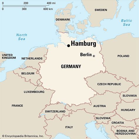 where is hamburg located in germany